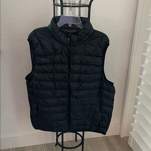 Hawke & Co Sport Black Vest